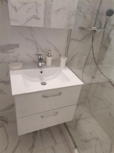 S & K Apartment Free Indoor Parking Αθήνα Εξωτερικό φωτογραφία